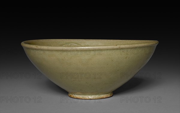 Bowl:  Northern Celadon Ware, Yaozhou type, 12th-13th Century. China, Jin dynasty (1115-1234). Glazed light grey porcelain; diameter: 18.2 cm (7 3/16 in.); overall: 7.4 cm (2 15/16 in.).