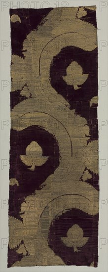 Velvet Fragment, early 1400s. Italy, early 15th century. Velvet (cut, voided, and brocaded): silk and gold thread; overall: 154.6 x 53.7 cm (60 7/8 x 21 1/8 in.)