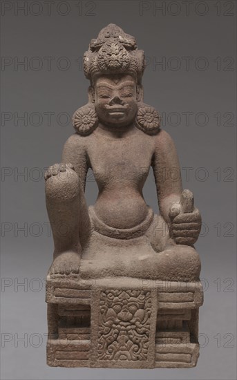 Enthroned planetary deity, 850-875. Central Vietnam (Champa), Quang Nam province, Dong Duong monastery. Sandstone; overall: 86.5 x 37.5 cm (34 1/16 x 14 3/4 in.).