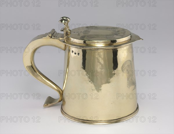 Tankard, 1665. England, London, 17th century. Silver gilt; diameter: 20.7 x 14.3 cm (8 1/8 x 5 5/8 in.).