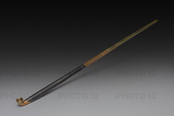 Tobacco Pipe, 18th-19th century. Japan, Edo Period (1615-1868). Metals; overall: 36.9 cm (14 1/2 in.).