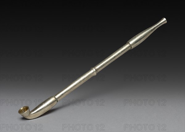Tobacco Pipe, 19th century. Japan, Edo Period (1615-1868). Metal; overall: 15.3 cm (6 in.).