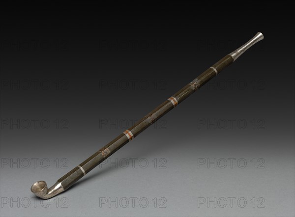 Tobacco Pipe, 18th-19th century. Japan, Edo Period (1615-1868). Metal; overall: 18.5 cm (7 5/16 in.).
