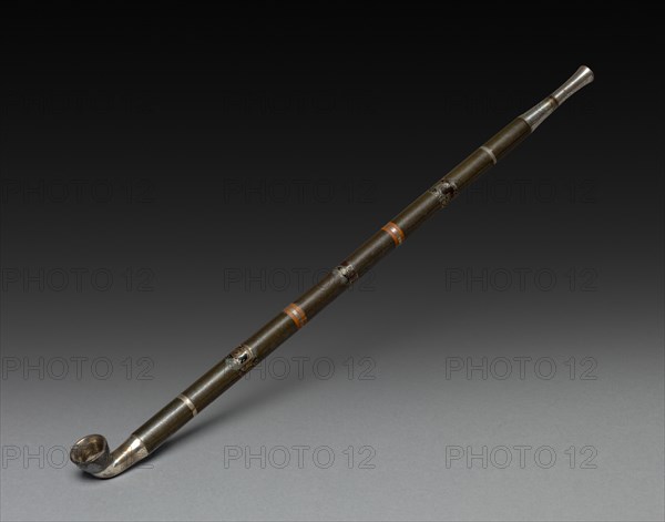 Tobacco Pipe, 18th-19th century. Japan, Edo Period (1615-1868). Metal; overall: 18.5 cm (7 5/16 in.).