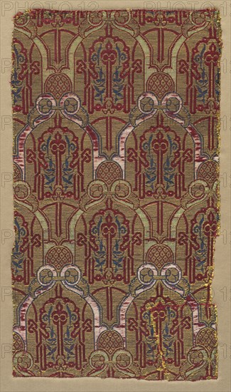 Lampas with palmette arches with Alhambra wall pattern, 1300s. Spain, Granada, Nasrid period. Silk, gilt-metal thread; lampas weave; overall: 48.3 x 25.4 cm (19 x 10 in.)
