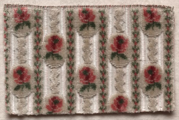 Textile Fragment, 1774-1793. France, 18th century, Period of Louis XVI (1774-1793). Velvet (cut and voided); silk; overall: 5.4 x 8.6 cm (2 1/8 x 3 3/8 in.)