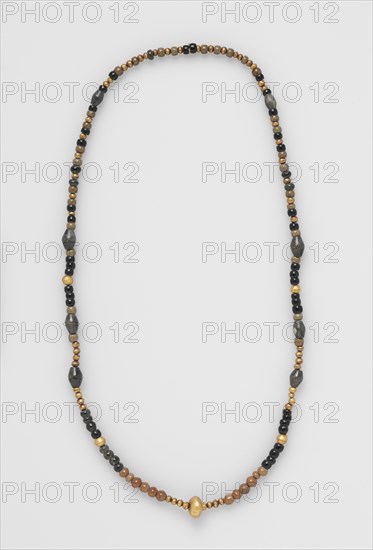 Necklace, before 1532. Peru. Gold with gray and black polished stone beads; overall: 79.4 cm (31 1/4 in.).