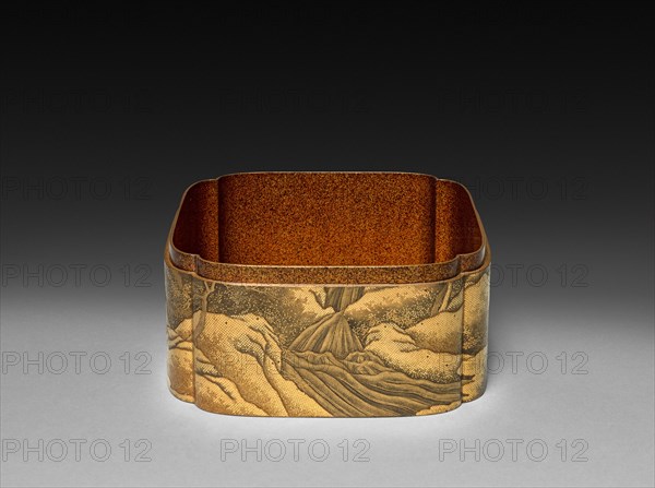 Box (bottom), late 1800s. Japan, Meiji Period (1868-1912). Wood with lacquer and gold; overall: 10.2 x 12.3 x 11.5 cm (4 x 4 13/16 x 4 1/2 in.).