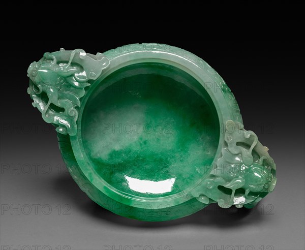 Incense Burner, 1736-1795. China, Qing dynasty (1644-1912), Qianlong reign (1735-1795). Jade; overall: 15.3 cm (6 in.).