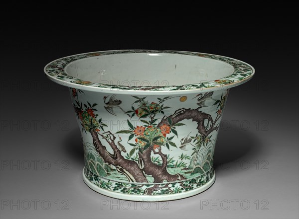 Jardiniere, 1662-1722. China, Qing dynasty (1644-1911), Kangxi reign (1661-1722). Porcelain with famille verte overglaze enamel decoration; diameter: 60.6 cm (23 7/8 in.); overall: 33.7 cm (13 1/4 in.).