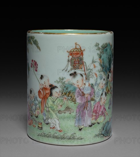 Cylindrical Brushholder, 1736-1795 or later, mid-19th Century?. China, Qing dynasty (1644-1912), Qianlong reign (1735-1795). Porcelain; diameter: 9.3 cm (3 11/16 in.); overall: 11.5 cm (4 1/2 in.).