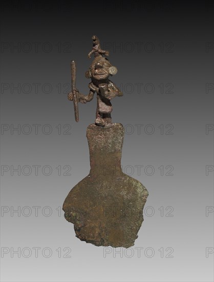 Knife, 1400s-1500s. Peru, Inca Culture, 15th-16th century. Bronze; handle: 10.2 x 1.7 cm (4 x 11/16 in.); blade: 4.2 cm (1 5/8 in.).