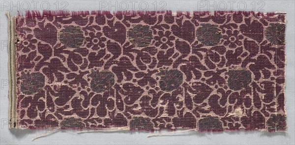 Brocaded Textile Fragment, late 1500s - early 1600s. Italy, late 16th - early 17th century. Brocade; silk and metal; overall: 11.4 x 25.4 cm (4 1/2 x 10 in.)