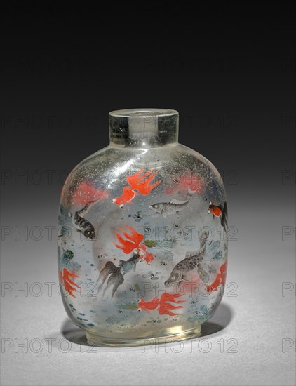 Snuff Bottle with Stopper, 1736-1795. China, Qing dynasty (1644-1912), Qianlong reign (1735-1795). Glass; with cover: 8.6 cm (3 3/8 in.).