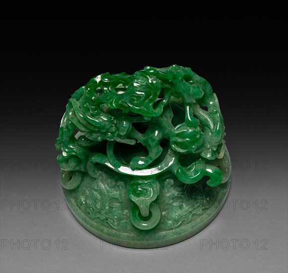 Three-Sectional Altar Group: Koro (lid), Qing Dynasty. China, Qing dynasty (1644-1911). Jade; overall: 17 cm (6 11/16 in.); with base: 21.5 cm (8 7/16 in.); lid: 8.6 x 9 cm (3 3/8 x 3 9/16 in.).