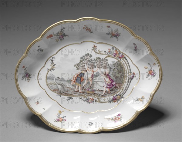 Oval Dish, c. 1760-1765. Nymphenburg Porcelain Factory (German, founded 1747). Porcelain; overall: 20.4 x 16.4 cm (8 1/16 x 6 7/16 in.).