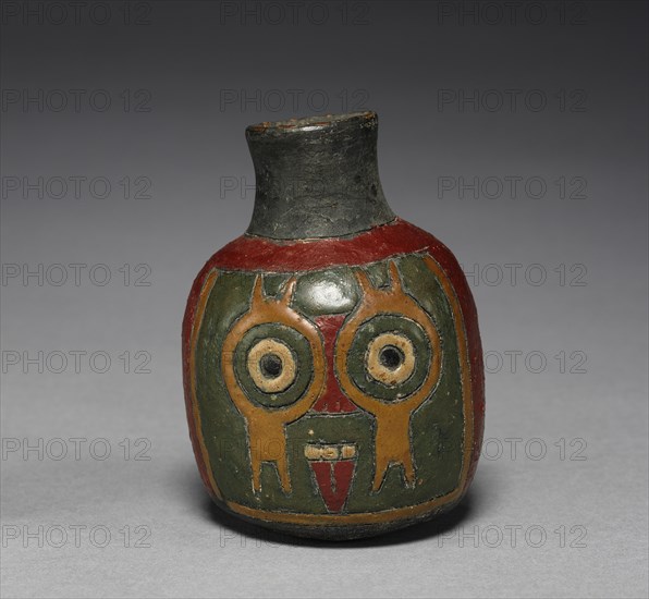 Small Bottle with Feline, 700 BC-1. Peru, South Coast, Paracas (Cavernas) style (700 BC-AD 1). Earthenware, resin-based paint; diameter: 7.5 cm (2 15/16 in.); overall: 10.2 cm (4 in.).