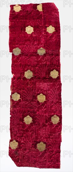 Velvet Fragment, 1400s. Italy, 15th century. Velvet weave (cut with two heights of pile and brocaded): silk and gold thread; average: 113 x 32.4 cm (44 1/2 x 12 3/4 in.)