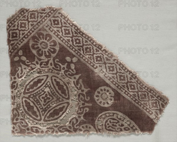 Fragment, 1300s. India, 14th century. Drawn resist, painted mordant, dyed; cotton; overall: 32.7 x 25.7 cm (12 7/8 x 10 1/8 in.)