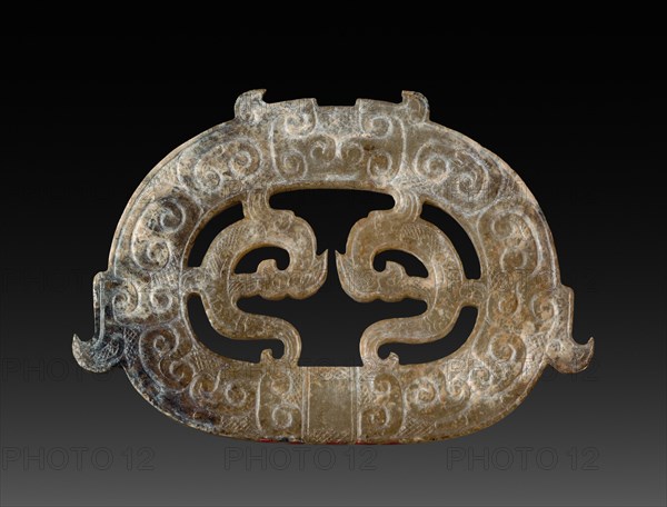 Double Dragon Plaque, 475-221 BC. China, Eastern Zhou dynasty (771-256 BC), Warring States period (475-221 BC). Nephrite; overall: 4.4 cm (1 3/4 in.).