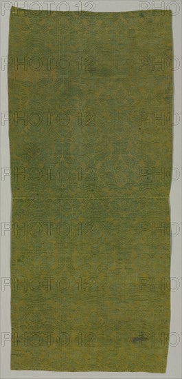 Silk Fragment, 16th century. Spain, 16th century. Fancy satin weave (damask): silk; average: 113 x 52.1 cm (44 1/2 x 20 1/2 in.)