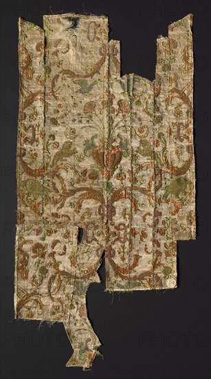 Fragment of Brocaded Velvet, 16th century. Spain, 16th century. Velvet (cut, uncut, voided, brocaded); silk and metal; average: 111.5 x 56.5 cm (43 7/8 x 22 1/4 in.)