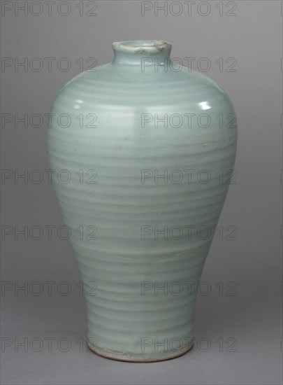 Vase (Meiping), 1200s. China, Zhejiang Province, Longquan region, Southern Song dynasty (1127-1279). Green-glazed porcelaneous stoneware, Longquan ware; overall: 23.5 cm (9 1/4 in.).