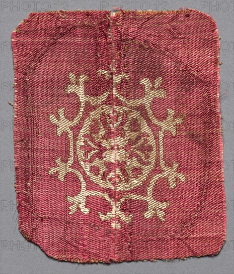 Ornament from a Tunic, Two Fragments Joined as One, 8th century. Syria, 8th century. Compound twill, silk; overall: 9.5 x 7.8 cm (3 3/4 x 3 1/16 in.)