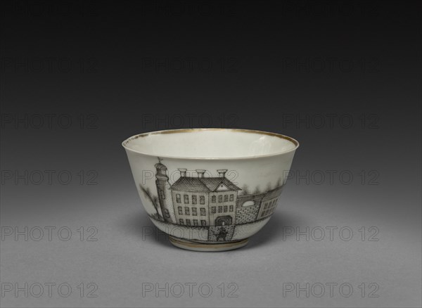 Tea Bowl with View of Town (Cleves?), c. 1770-1785. China, Chinese Export -- Continental Market, 18th century. Porcelain; diameter: 7 cm (2 3/4 in.); overall: 3.9 cm (1 9/16 in.).