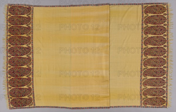 Shawl, before 1815, India, Kashmir, early 19th century, 2/2 twill tapestry weave, double interlocking, wool