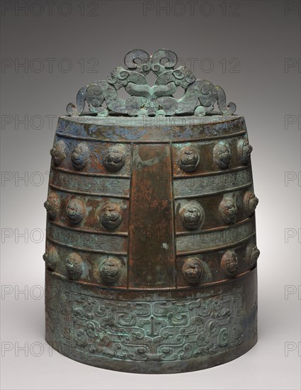 Bell (Bo Zhong), early 400s BC. China, Eastern Zhou dynasty (770-256 BC). Bronze; overall: 41.4 cm (16 5/16 in.).