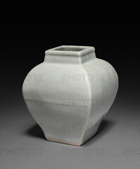 Square Jar, 1522-1566. China, Jiangxi province, Jingdezhen kilns, Ming dynasty (1368-1644), Jiajing mark and reign (1521-1566). Porcelain with white glaze; diameter: 4.8 cm (1 7/8 in.); overall: 12.1 x 10.1 cm (4 3/4 x 4 in.).
