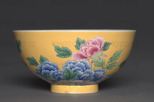 Bowl with Peonies, 1662-1722. China, Jiangxi province, Jingdezhen kilns, Qing dynasty (1644-1912), Kangxi mark and reign (1661-1722). Porcelain with foreign color (yangcai) overglaze enamel decoration; diameter: 12.4 cm (4 7/8 in.); overall: 6.2 cm (2 7/16 in.).