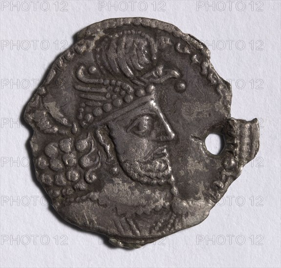 Drachma, 303-310. Iran, Sasanian, Reign of Hormizd II, 4th century. Silver; diameter: 2.3 cm (7/8 in.).