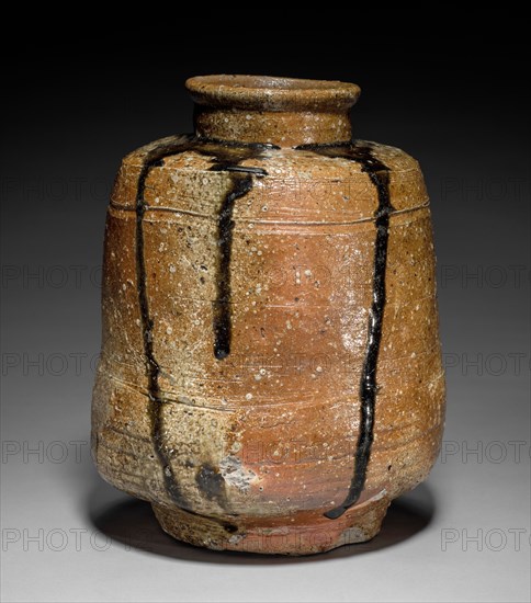 Tea Storage Jar: Shigaraki Ware, 1573-1615. Japan, Shiga Prefecture, Shigaraki area kilns, Momoyama period (1573-1615). Glazed stoneware; overall: 28.6 cm (11 1/4 in.).
