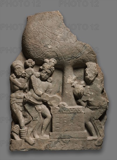 Worshippers Giving Offerings to the Bodhi Tree, 100s. Southern India, Andhra Pradesh, Amaravati, Satavahana Period (c. 100 BC - c. AD 200). Limestone; overall: 80 x 57.1 cm (31 1/2 x 22 1/2 in.).