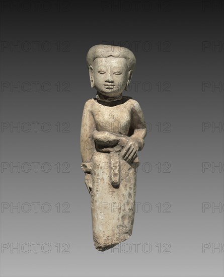 Female Figure, Majapahit Dynasty (1293-1478). Eastern Java, Majapahit Dynasty (1295-1478). Terracotta; overall: 17.6 cm (6 15/16 in.).
