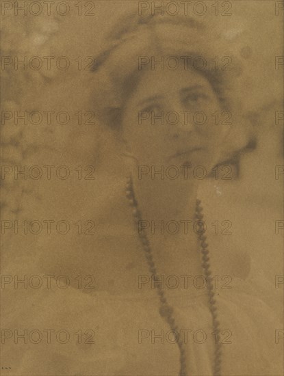Portrait of Julia Hall McCune (1882-1971), c. 1898. Ema Spencer (American, 1857-1941). Platinum print; image: 20 x 15.2 cm (7 7/8 x 6 in.); matted: 45.7 x 35.6 cm (18 x 14 in.)