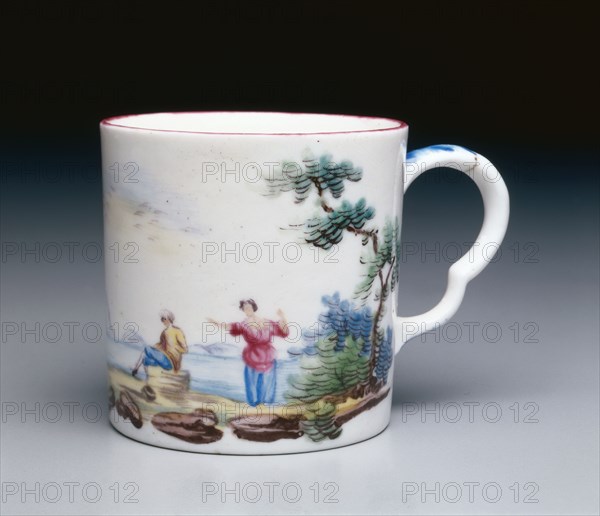 Cup, c. 1775. Sceaux Factory (French). Soft-paste porcelain; overall: 6.1 x 8.6 x 6.3 cm (2 3/8 x 3 3/8 x 2 1/2 in.).