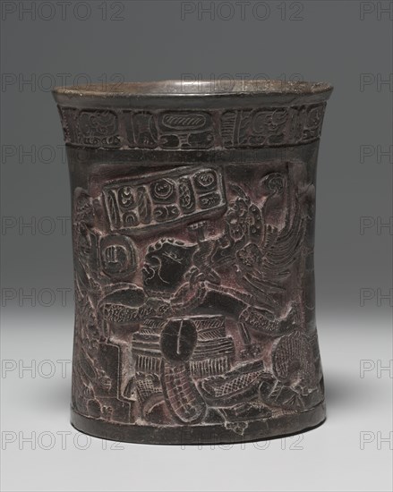 Vessel with Ballplayer, c. 600-1000. Mexico, Yucatán, Maya (Chocholá) style (250-900). Earthenware, pigment; diameter: 18.1 x 15.6 cm (7 1/8 x 6 1/8 in.); overall: 18 cm (7 1/16 in.).