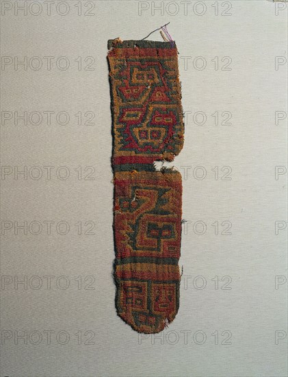 Triple Cloth, 400 B.C.-700 A.D.. Peru, Recuay Culture, 4th Century BC-8th Century AD. Triple cloth: wool; overall: 8.3 x 33.7 cm (3 1/4 x 13 1/4 in.)