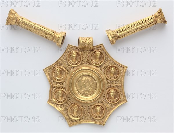 Octagonal Pendant with Corinthian Column Spacers and Clasp Set, 324-326. Byzantium, Late Roman, Eastern Mediterranean, (probably Sirium or Nicomedia), Byzantine period. Gold