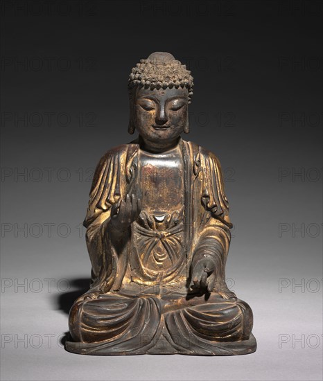 Seated Amitabha, 1300s. Korea, Goryeo period (918-1392). Wood with lacquer and gilding; overall: 33 x 21 x 19.8 cm (13 x 8 1/4 x 7 13/16 in.).