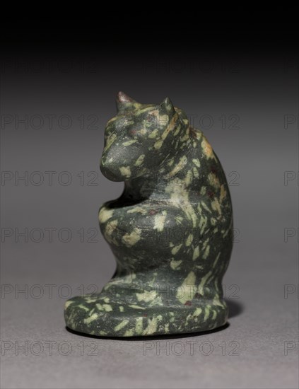 Amulet of a Crouching Bear, 664-332 BC. Egypt, Late Period. Green porphyry; overall: 3.8 cm (1 1/2 in.).