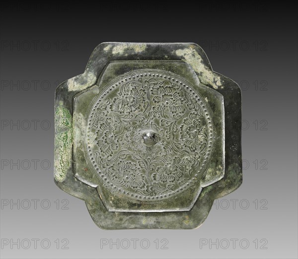 Cruciform Mirror with Six Blossoms, 960-1127. China, Northern Song dynasty (960-1127). Bronze; overall: 0.7 x 16.5 cm (1/4 x 6 1/2 in.); rim: 0.4 cm (3/16 in.).