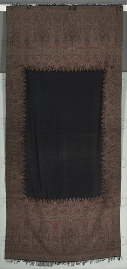Long Shawl with Galleries, 1830-1835. France, Paris, 19th century. Supplementary weft pattern; wool?; overall: 316.2 x 142.7 cm (124 1/2 x 56 3/16 in.)