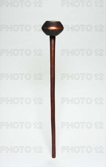Club ("Knobkerrie"), late 1800s or early 1900s. Southern Africa, South Africa, Northern Nguni or Zulu, late 19th or early 20th century. Wood; overall: 66 cm (26 in.)