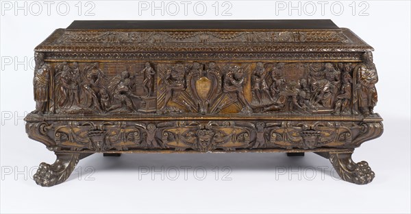 Cassone; Rome, ?, Italy; second half of 16th century; Parcel-gilt walnut; 74 x 166.1 x 61.6 cm, 29 1,8 x 65 3,8 x 24 1,4 in