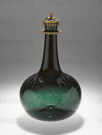 Bottle; Willem Jacobsz van Heemskerk, Dutch, 1613 - 1692, Netherlands; 1675 - 1685; Dark green glass with diamond