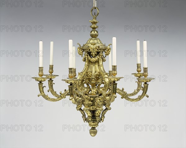 Chandelier; Paris, France; about 1715; Gilt bronze; 114.9 x 107.3 cm, 68.4932 kg, 45 1,4 x 42 1,4 in., 151 lb